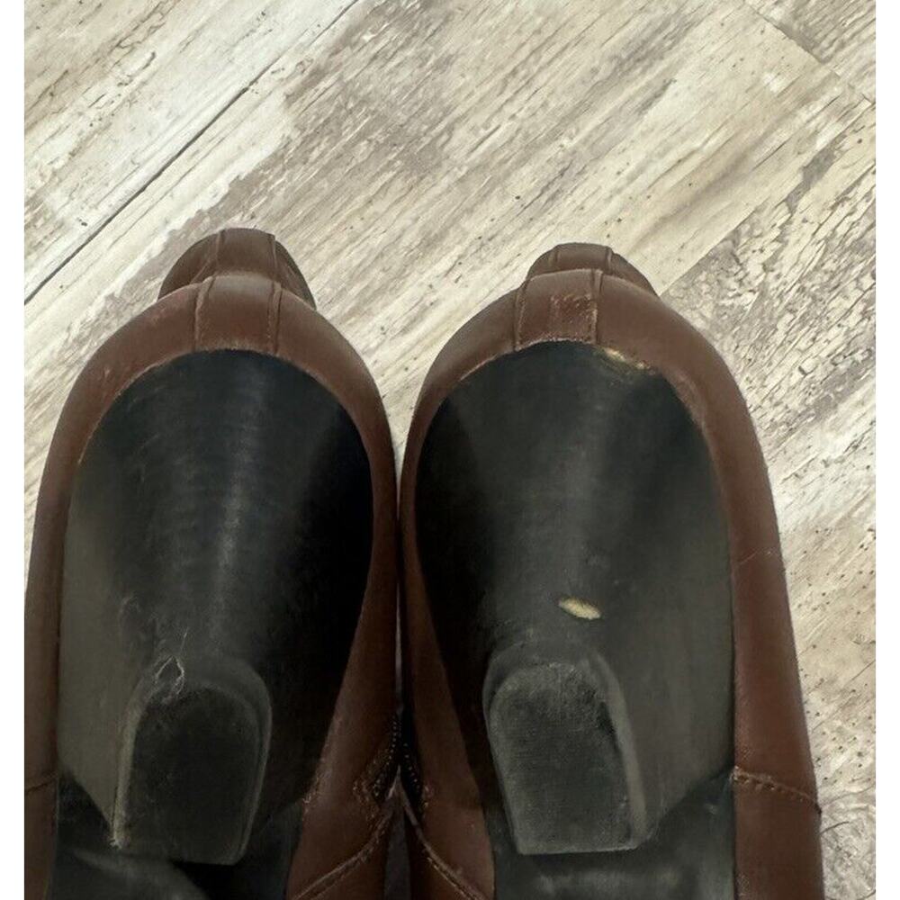 DANSKO Brown Leather "Baker" Heeled Booties With Button Detail Sz 40 US 9.5-10 - Picture 7 of 10